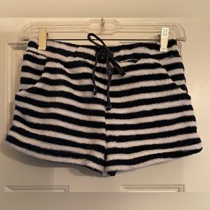 Garage fluffy fleece shorts Sz XS navy/white